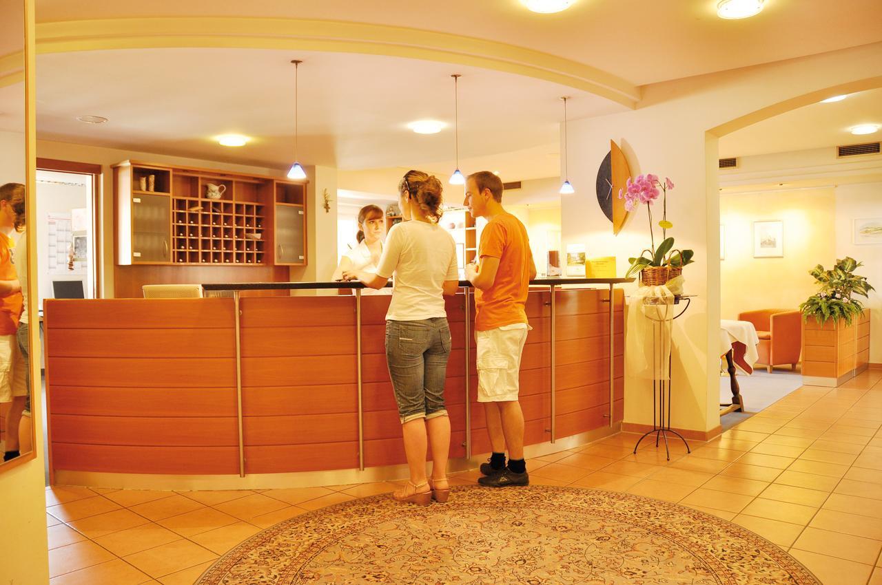 Gartenhotel Feldeck Lauchringen Bagian luar foto